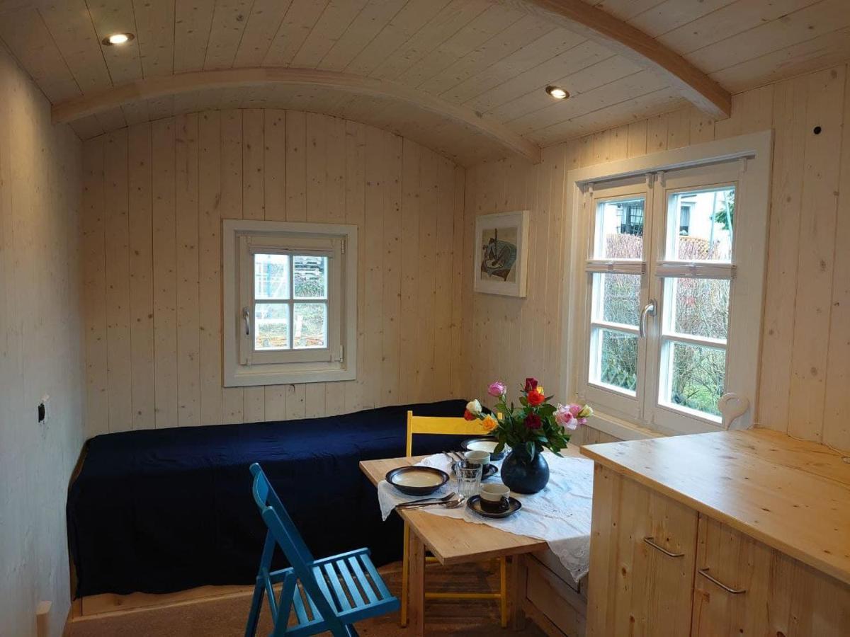 Gemuetliche Gaestezimmer In Einem Neu Sanierten Fachwerkhaus Sachsenheim Esterno foto