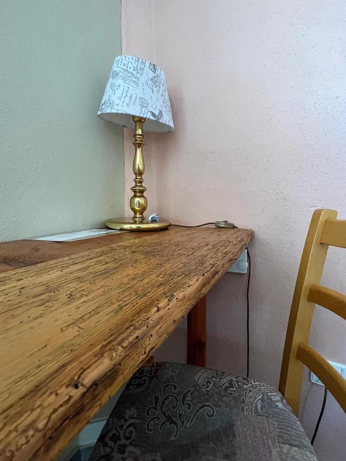 Gemuetliche Gaestezimmer In Einem Neu Sanierten Fachwerkhaus Sachsenheim Esterno foto