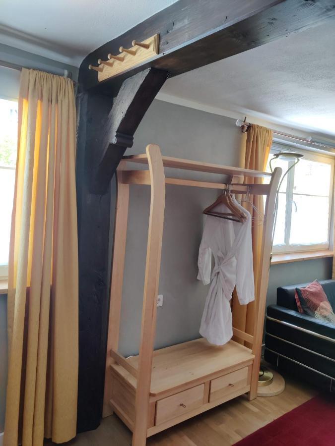 Gemuetliche Gaestezimmer In Einem Neu Sanierten Fachwerkhaus Sachsenheim Esterno foto