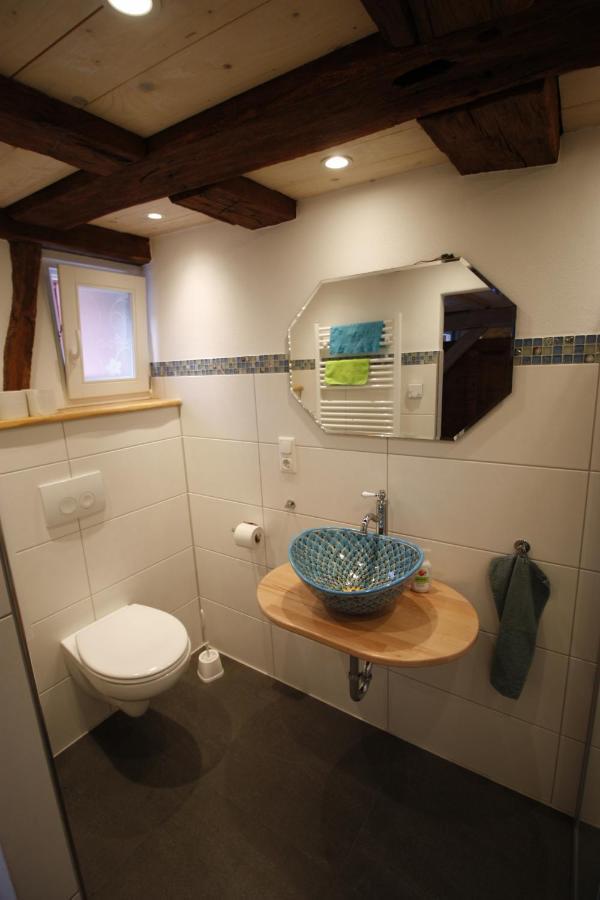 Gemuetliche Gaestezimmer In Einem Neu Sanierten Fachwerkhaus Sachsenheim Esterno foto